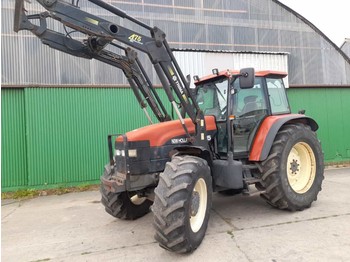 Traktor New Holland M135