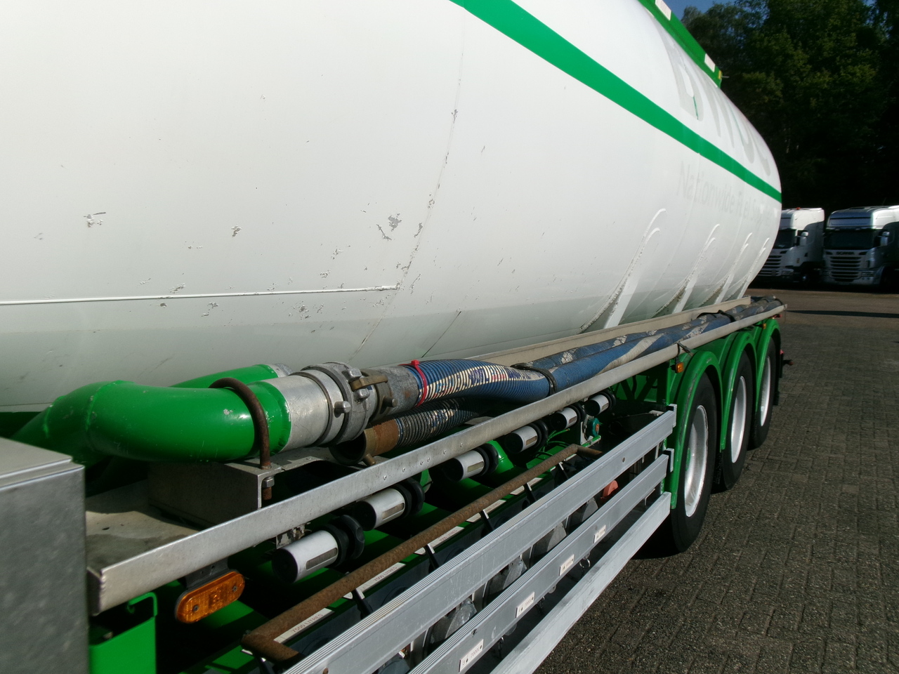 Poluprikolica cisterna za prevoz goriva Feldbinder Fuel tank alu 42 m3 / / 6 comp + pump: slika 7