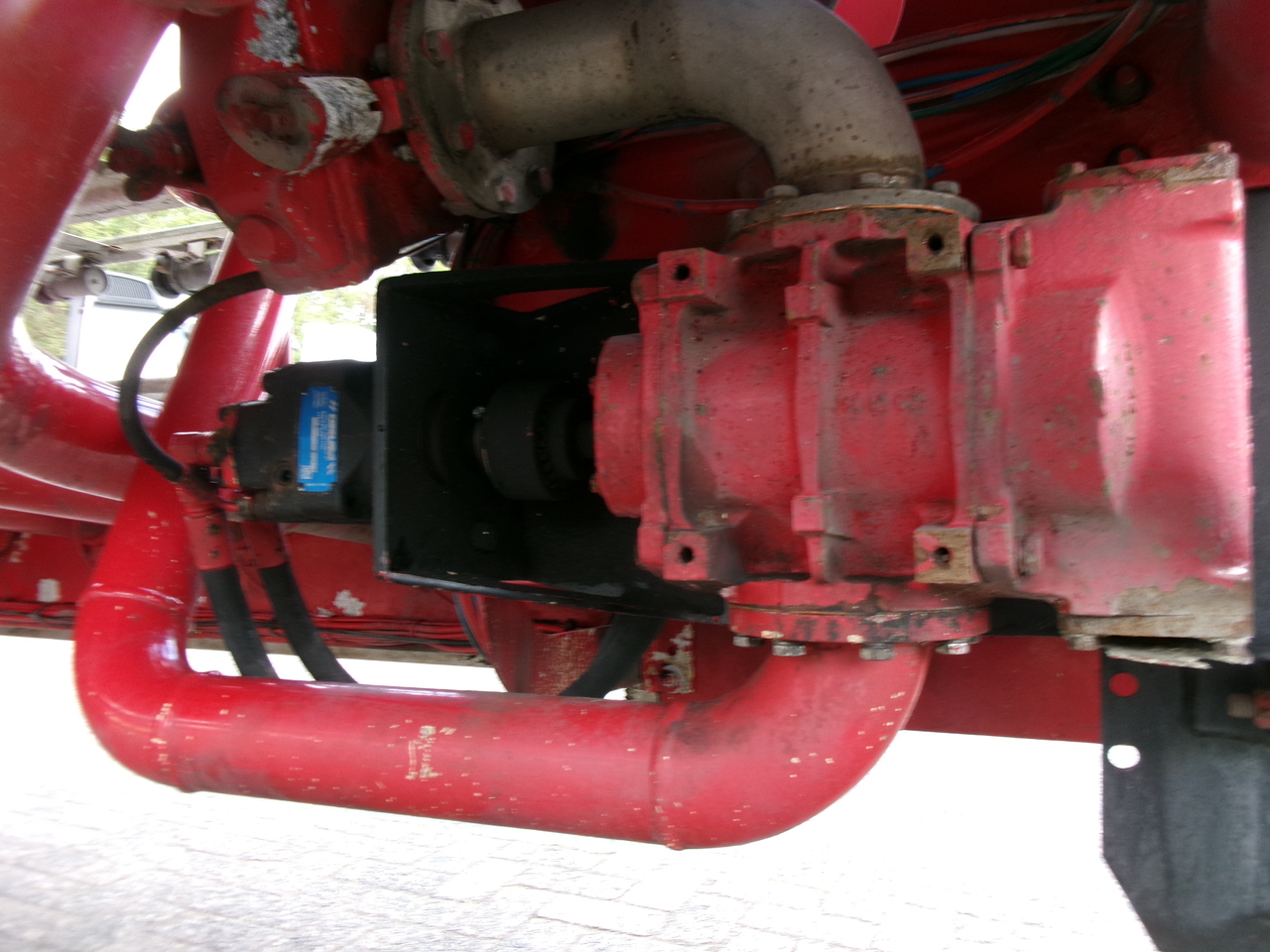 Poluprikolica cisterna za prevoz goriva Feldbinder Fuel tank alu 44.6 m3 + pump: slika 12