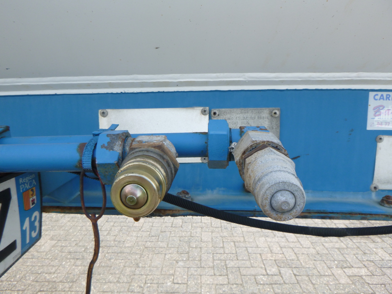 Poluprikolica cisterna za prevoz gasa Guhur Low-pressure gas tank steel 31.5 m3 / 10 bar (methyl chloride): slika 16