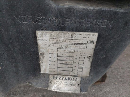 Poluprikolica za prevoz stoke Pezzaioli SBA32/G , 5 Stock , Viehtransporter  , Tränkeranlage,: slika 10