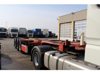 Renders EURO 800E Containerchassi, Mittel- u. Heckausschub 20,30,40,45 Fuß - Poluprikolica za prevoz kontejnera/ Poluprikolica sa promenjivim sandukom