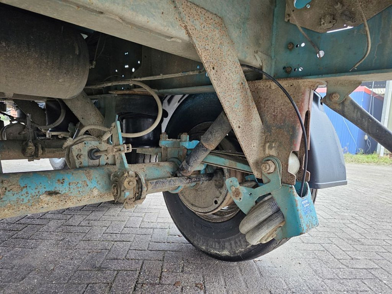 Poluprikolica istovarivača Schmitz Cargobull Steel chassis / Alu Bucket: slika 12