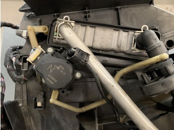 Grejanje/ Ventilacija za Kamion AIR CONDITIONER (CLIMA) ACTROS MP2: slika 4