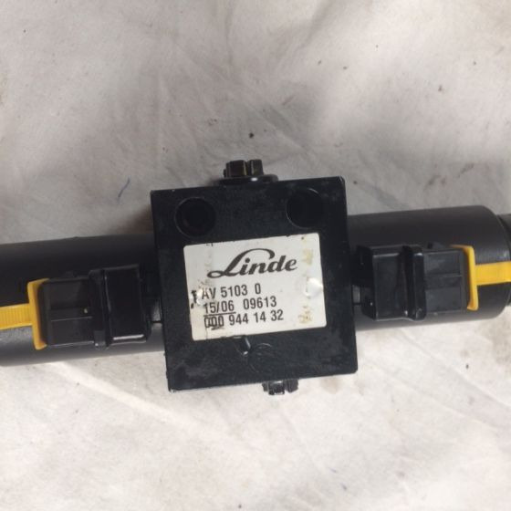 Hidraulični ventil za Oprema za rukovanje materijalima novi Directional control valve for Linde: slika 2