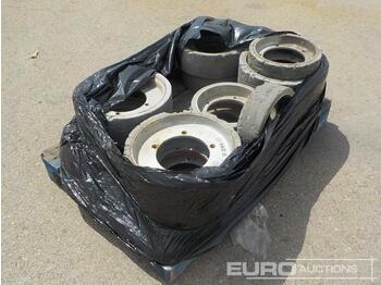  Pallet of Tyres to suit JLG 1930ES/2630ES / Ruedas - Guma