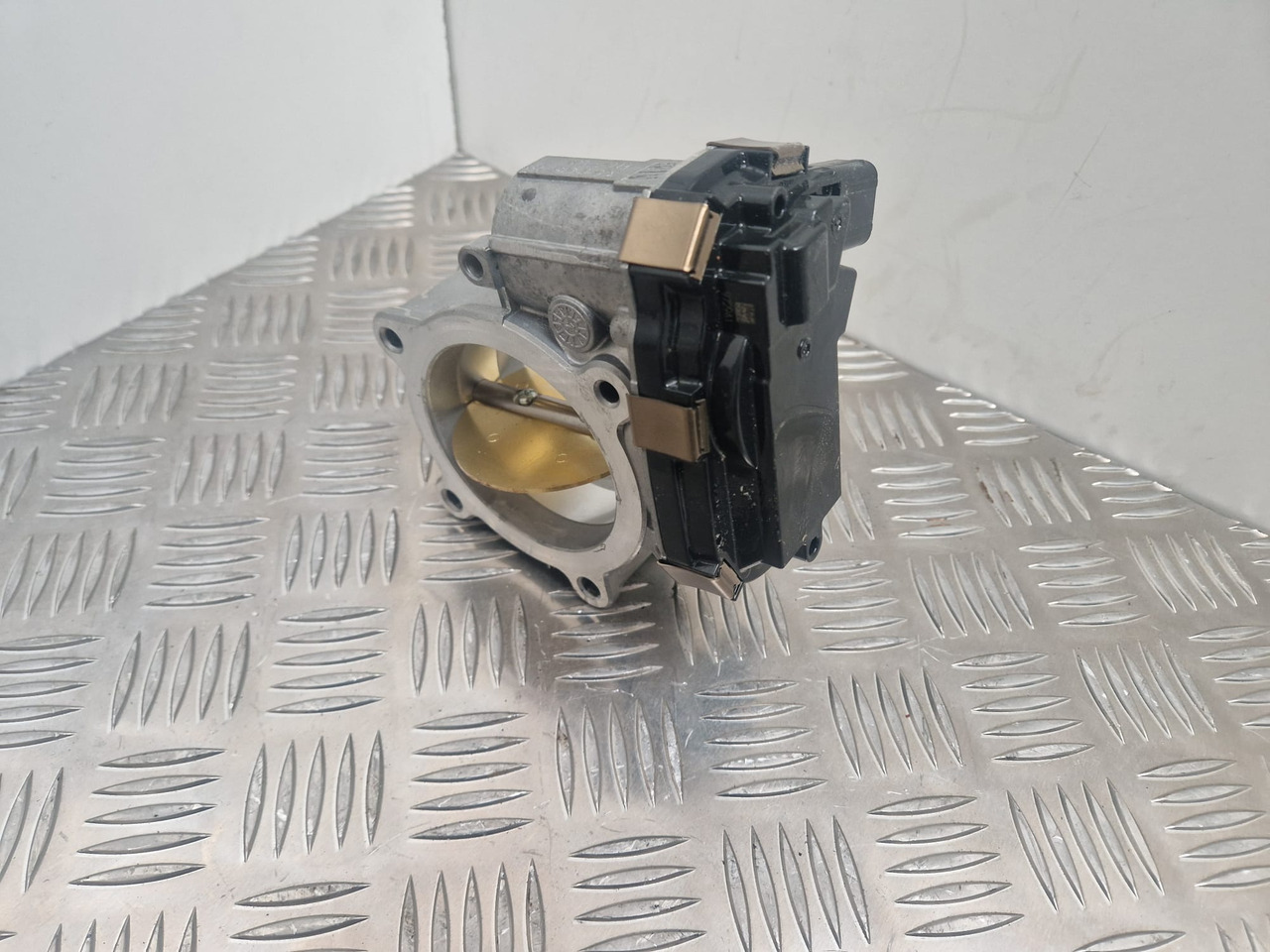 Motor i delovi za Građevinska mašina JCB hitachi throttle 320/05645 RMA72-800: slika 3