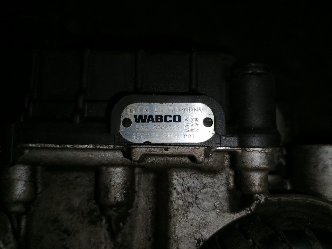 Kočioni ventil za Kamion Mercedes-Benz Rear axel brake pressure control valve 42200000344: slika 5