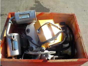 Prigušivač/ Izduvni sistem za Građevinska mašina Pallet of Assorted Parts, Exhaust, Bowsers: slika 1