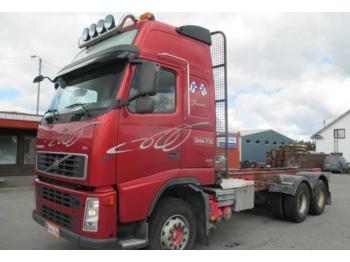 Volvo FH-13 6X4 4600  - Šumska prikolica