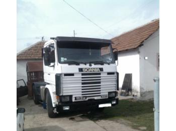 Scania 113 M 320 4x2 tractor unit - Tegljač