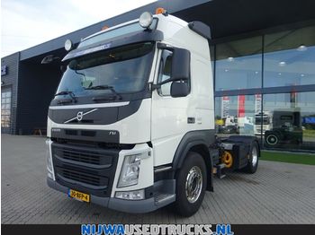 Tegljač Volvo FM 410 PTO + Xenon