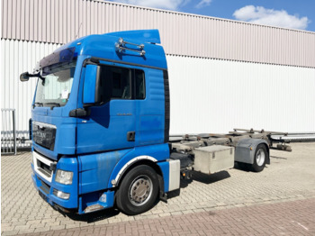 Kamion za prevoz kontejnera/ Kamion sa promenjivim sandukom MAN TGX 18.400