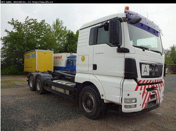 Kamion sa hidrauličnom kukom MAN TGX 26.540