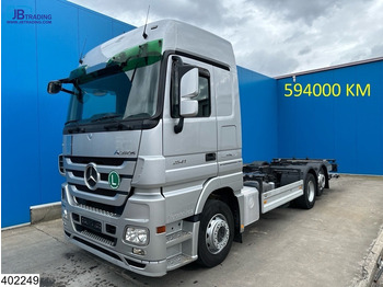 Kamion za prevoz kontejnera/ Kamion sa promenjivim sandukom MERCEDES-BENZ Actros 2541