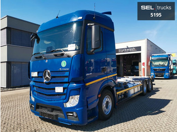 Kamion za prevoz kontejnera/ Kamion sa promenjivim sandukom MERCEDES-BENZ Actros 2545