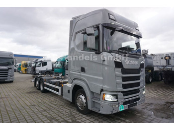 Kamion za prevoz kontejnera/ Kamion sa promenjivim sandukom SCANIA S 450