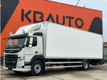 Kamion sa zatvorenim sandukom VOLVO FM 330