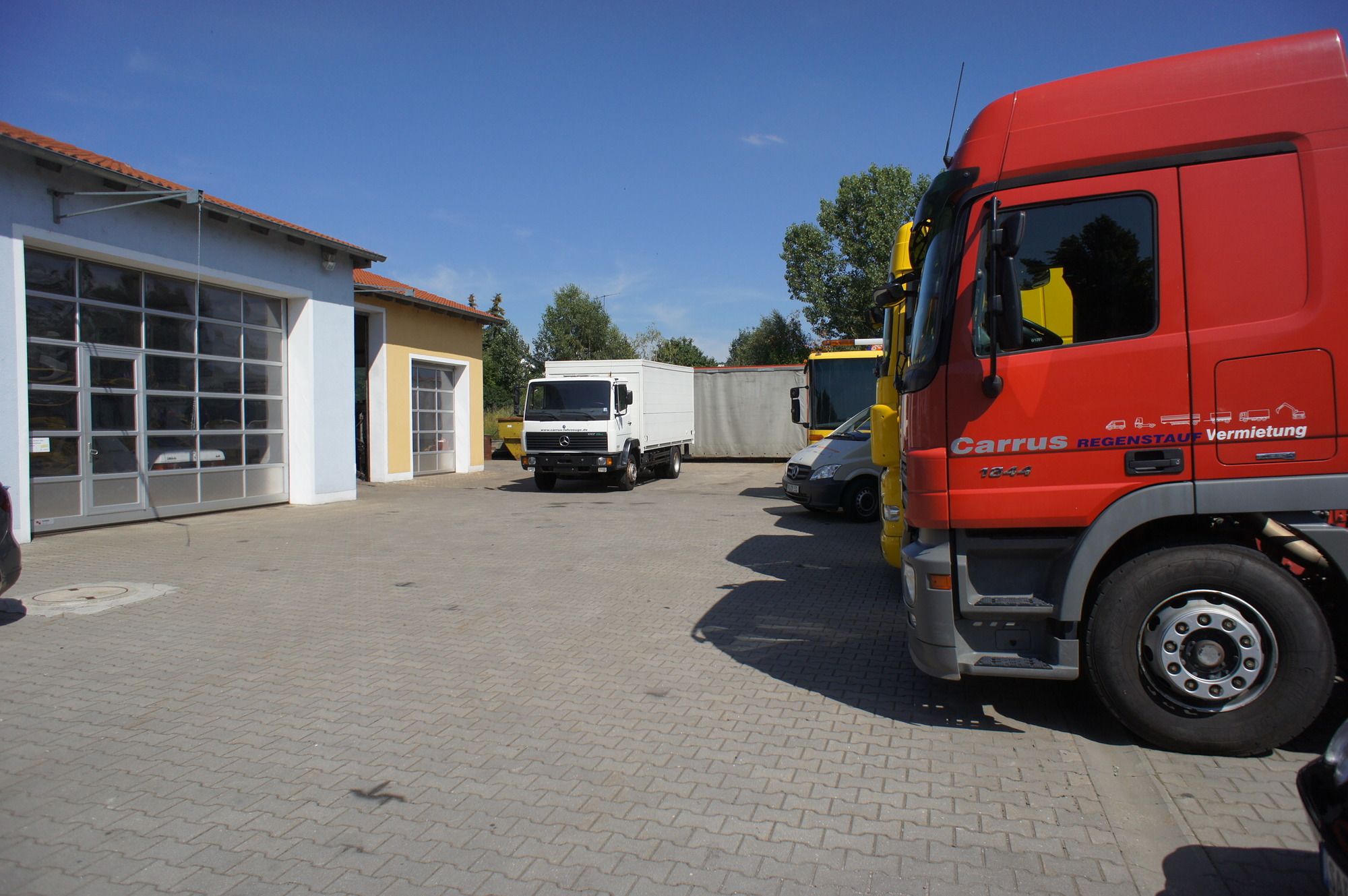 Carrus Fahrzeuge GmbH undefined: slika 6