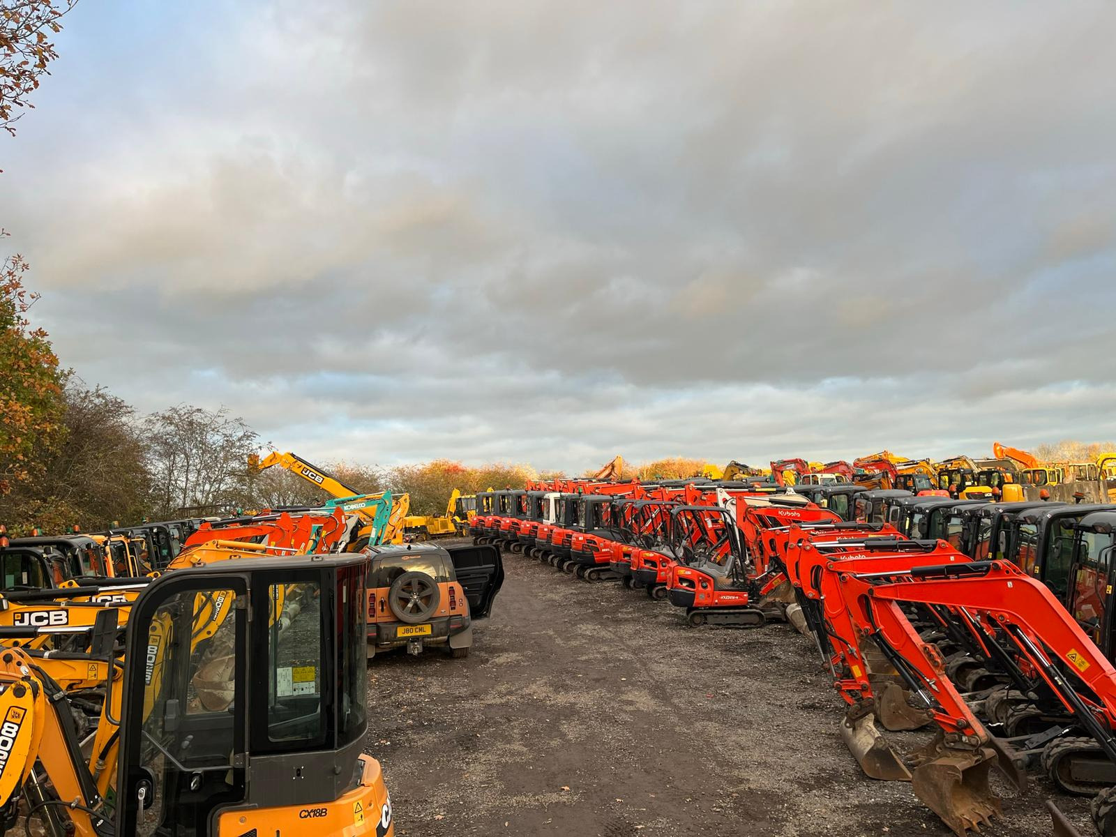 Central Machinery Limited - vozila za prodaju undefined: slika 2