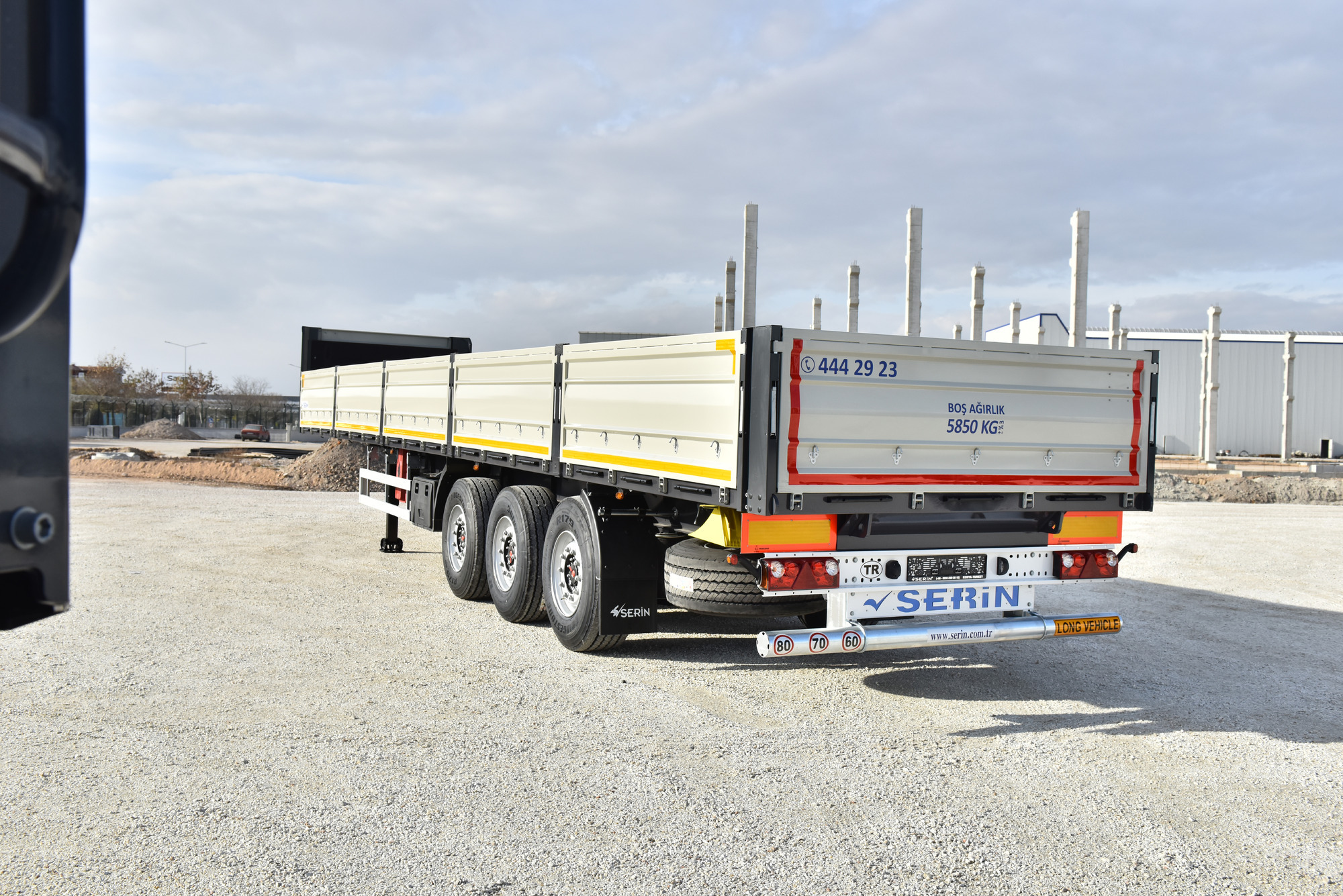 Serin Trailer undefined: slika 16