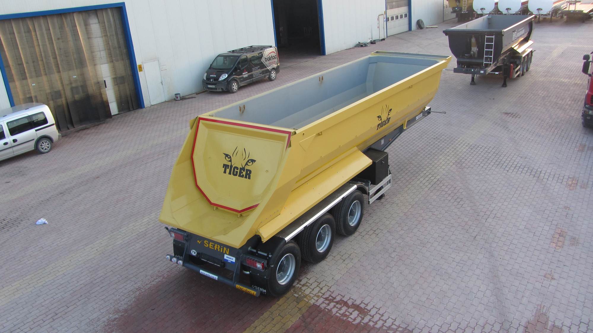 Serin Trailer undefined: slika 10