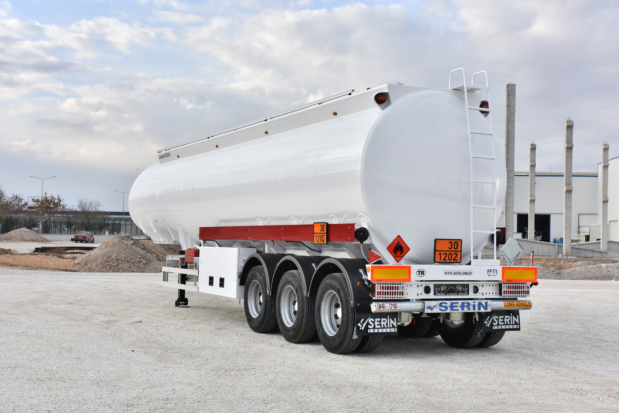 Serin Trailer undefined: slika 25