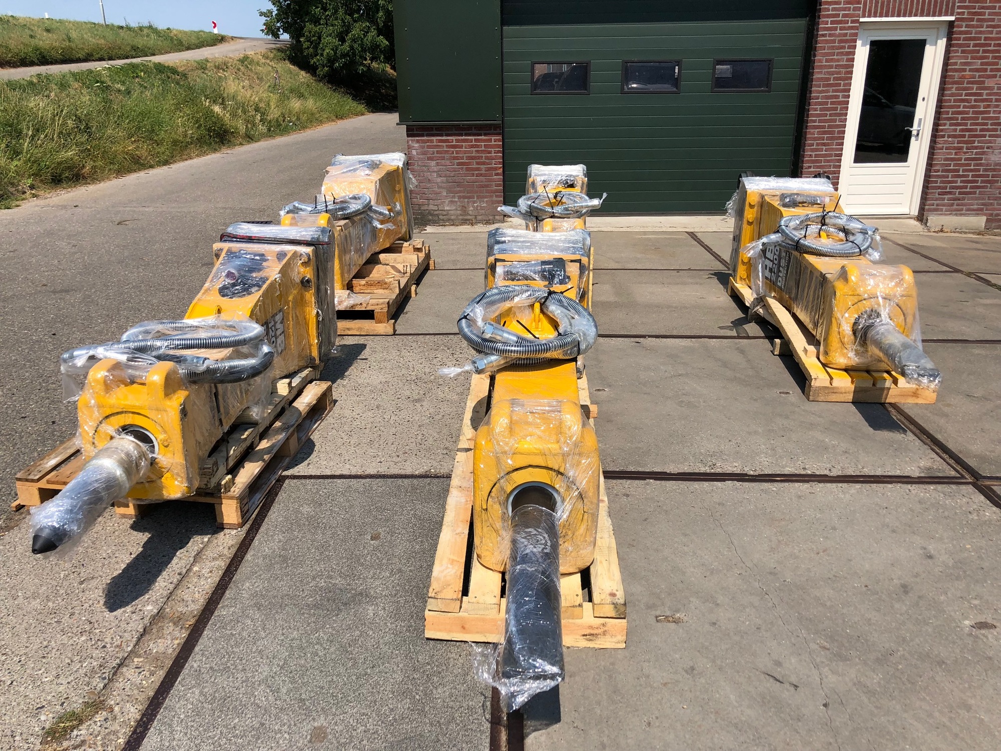 AJCE EUROPE undefined: slika 298