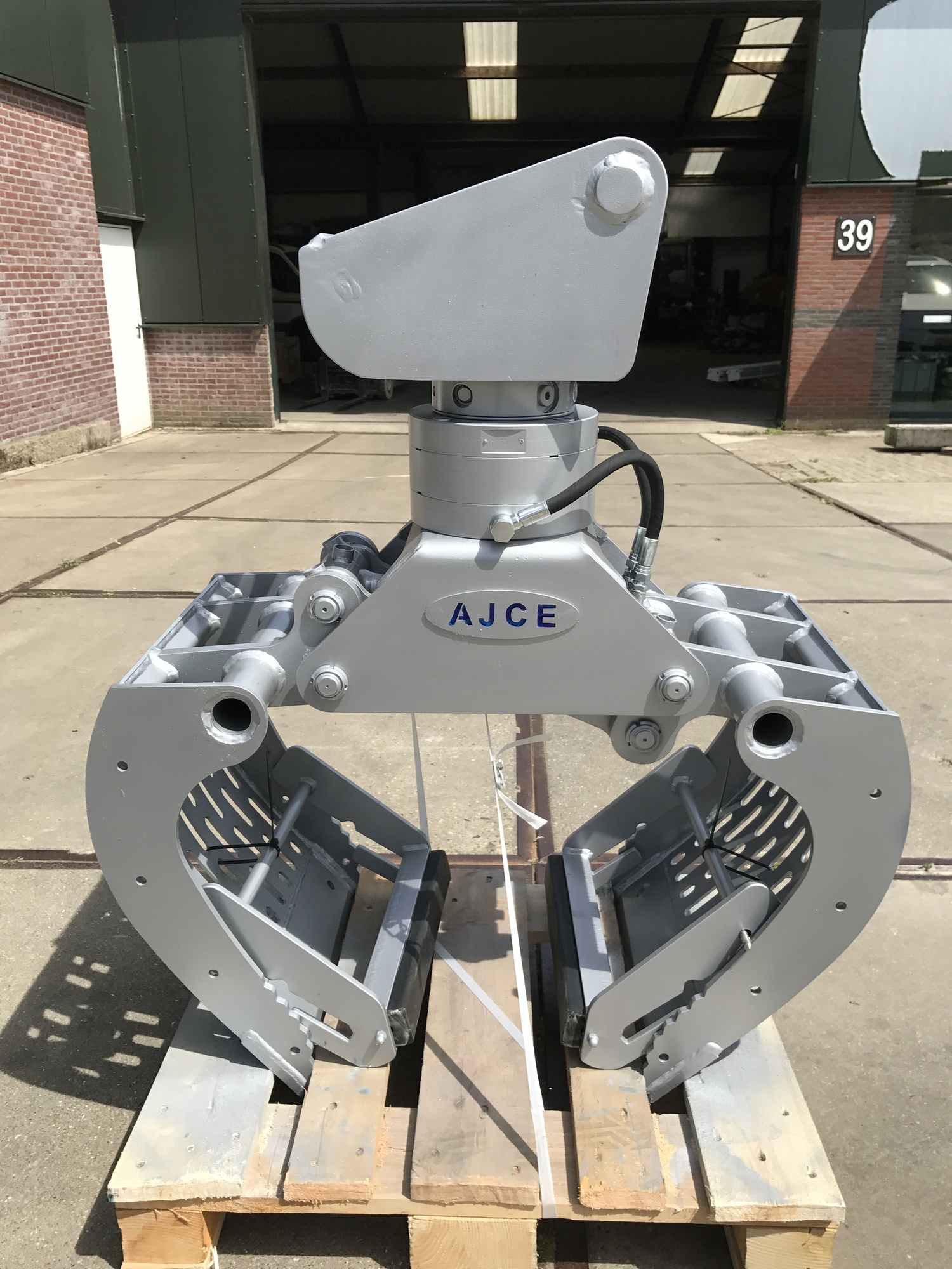 AJCE EUROPE undefined: slika 171