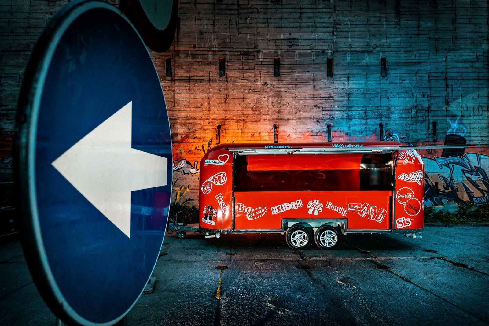SHINE - American Food Truck undefined: slika 12