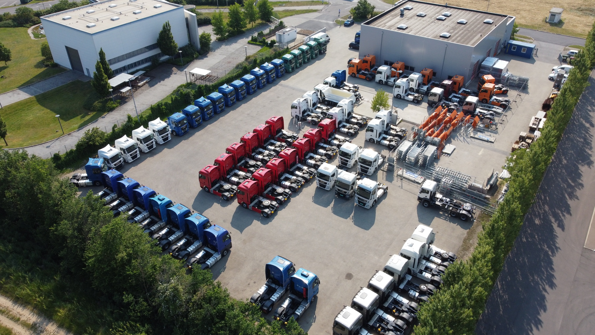 MHS Truck Center GmbH undefined: slika 1