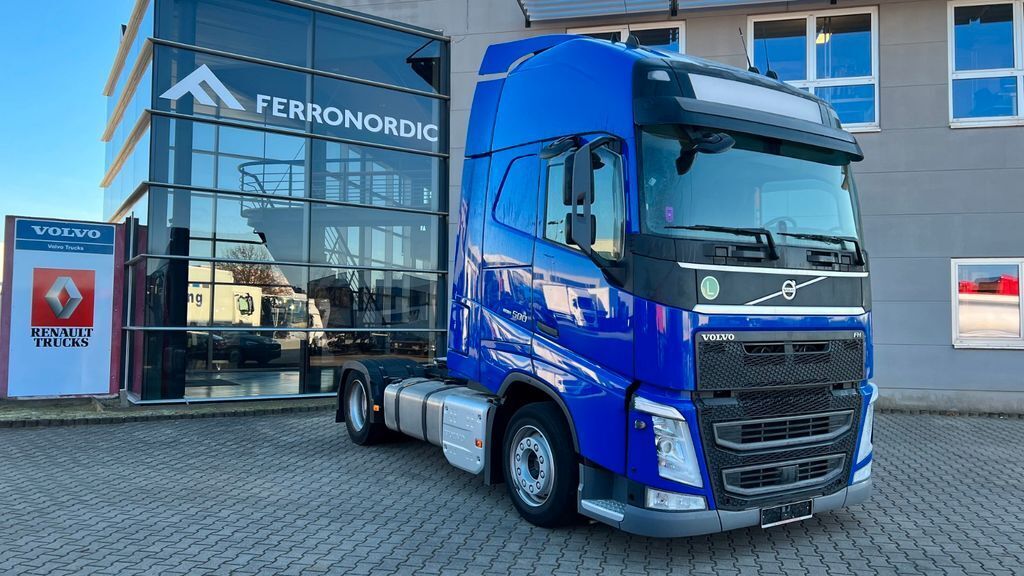 Ferronordic Used Trucks GmbH - Tegljači - nov, iznajmljivanje, menjač: automatski undefined: slika 2