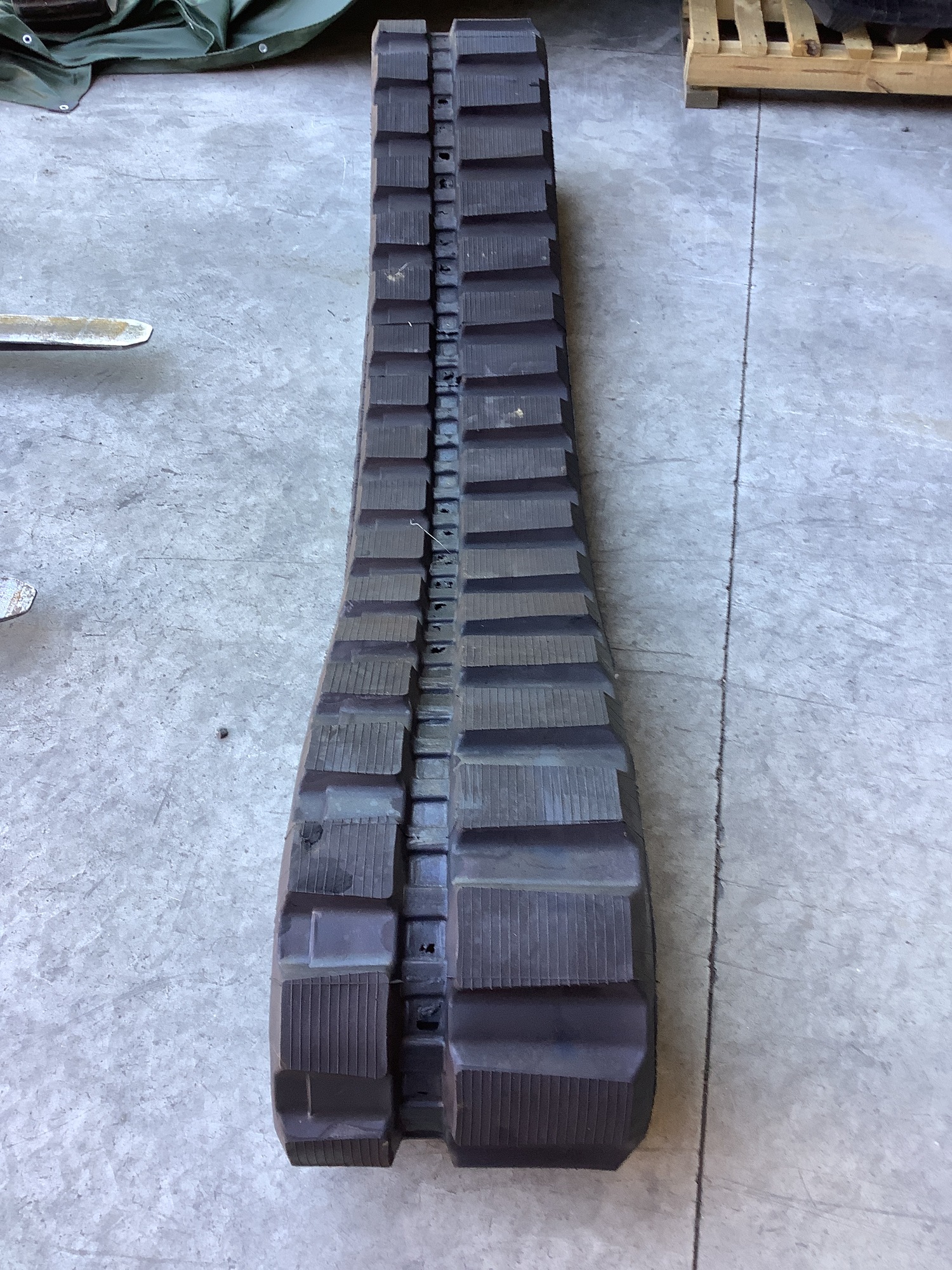GLOBAL TRACK WAREHOUSE EUROPE GMBH undefined: slika 9