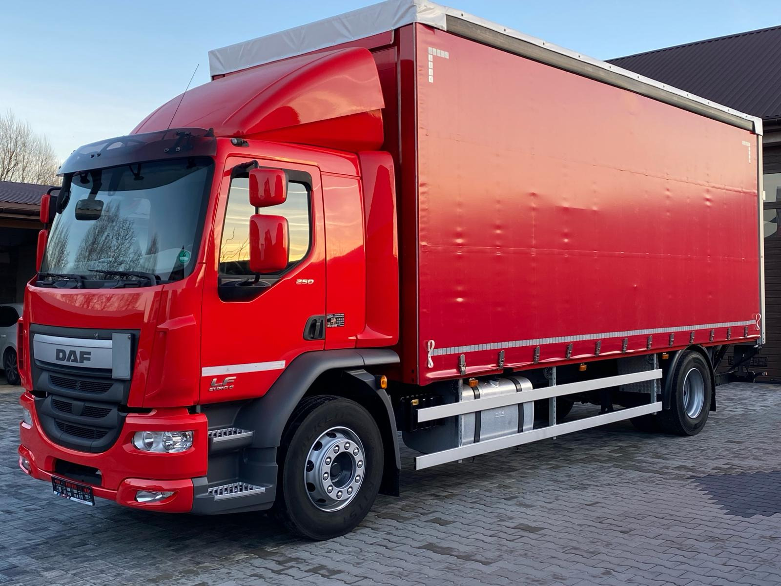 Damian Bryła FIRMA  HANDLOWO - USŁUGOWA - vozila za prodaju undefined: slika 12