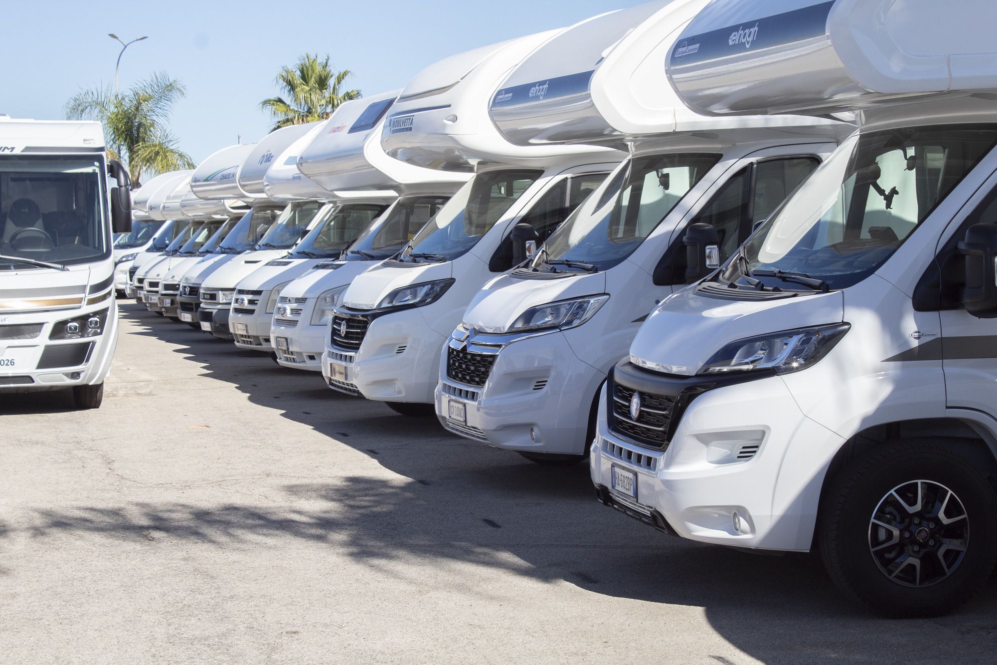 EUROPA CARAVANS SRL undefined: slika 2