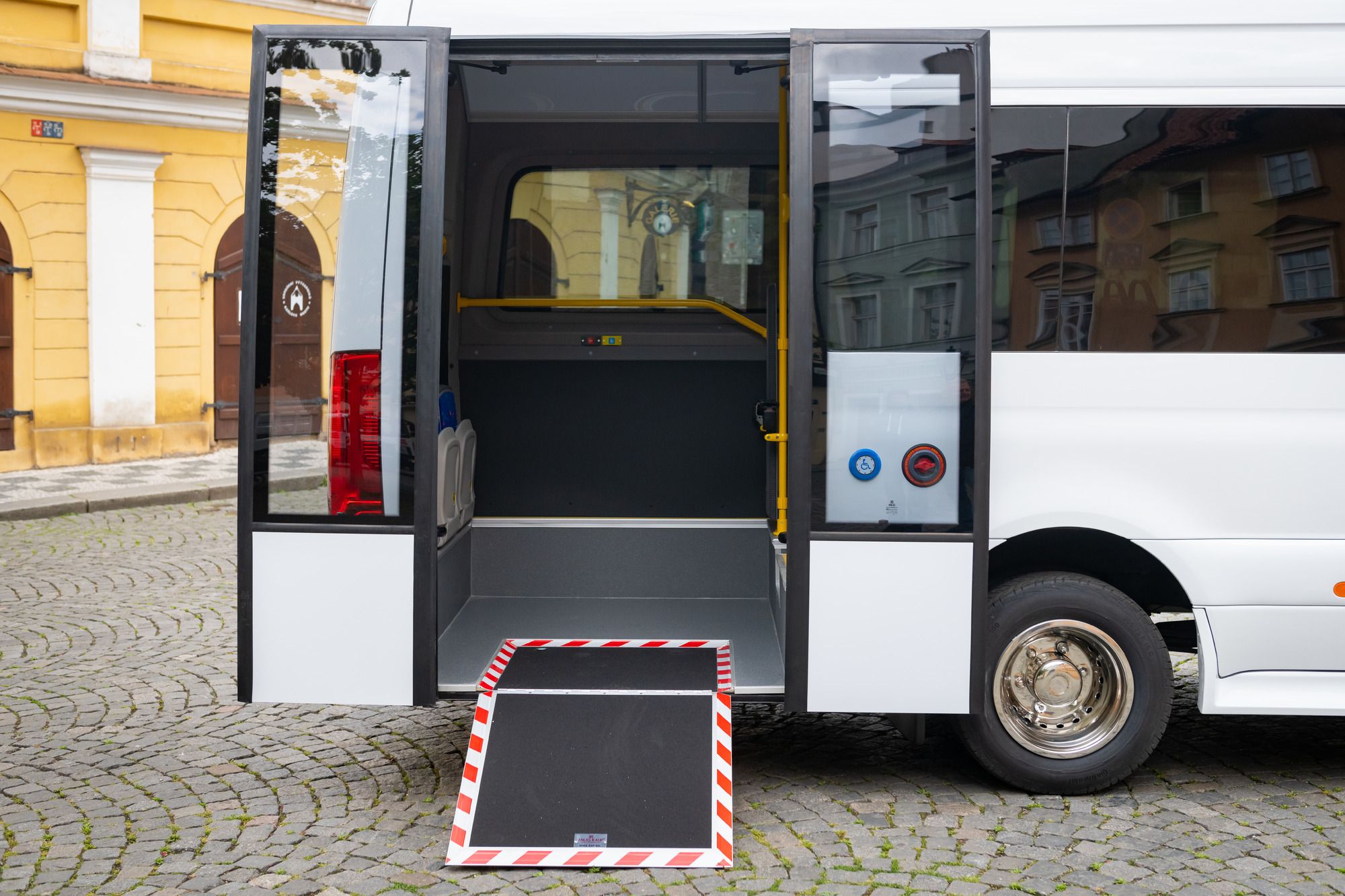 Bus Design, s.r.o.  undefined: slika 12