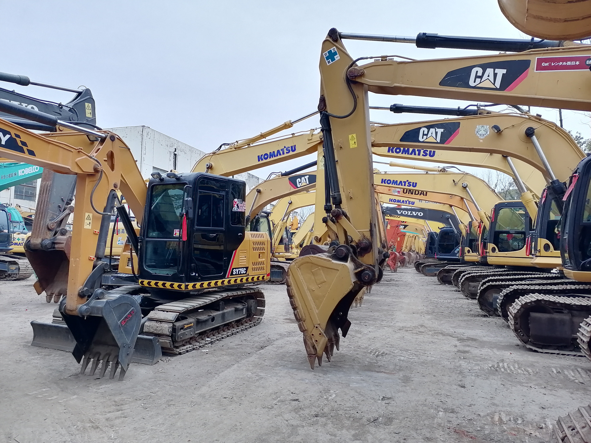 Qingdao Higher Weight Trade Co. LTD - Kamioni - Euro 3 undefined: slika 8