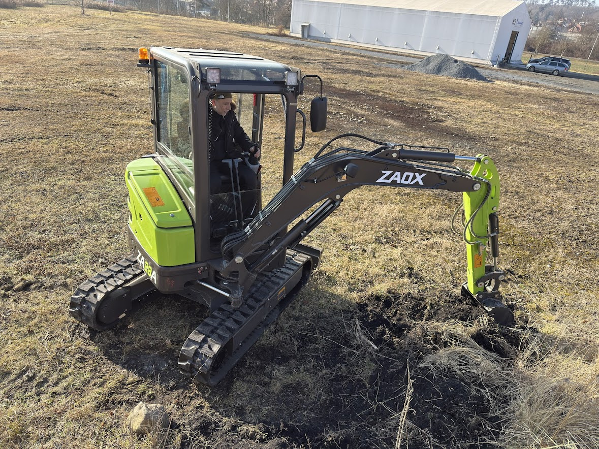 ZAOX CONSTRUCTION MACHINERY A.S. undefined: slika 4