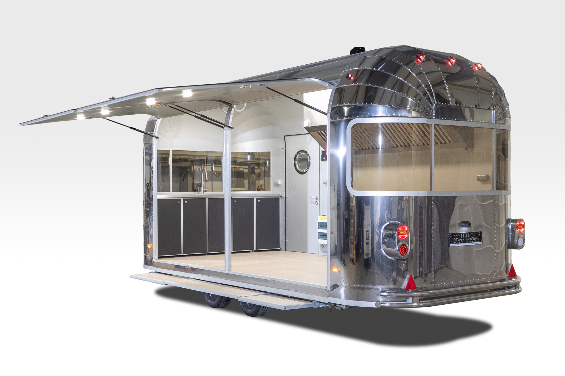 IDEX Denys Kharlamov undefined: slika 11