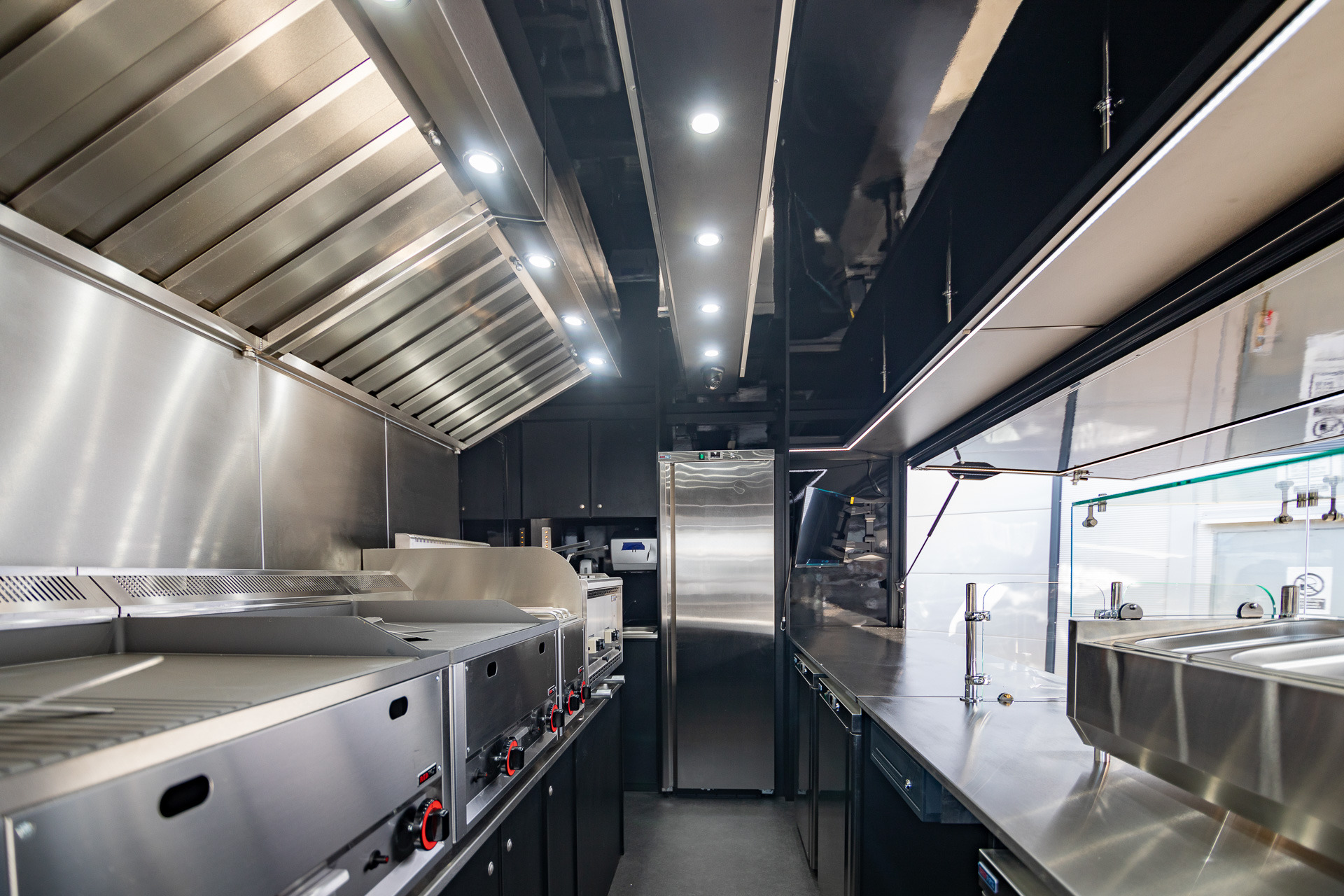 IDEX Denys Kharlamov undefined: slika 49