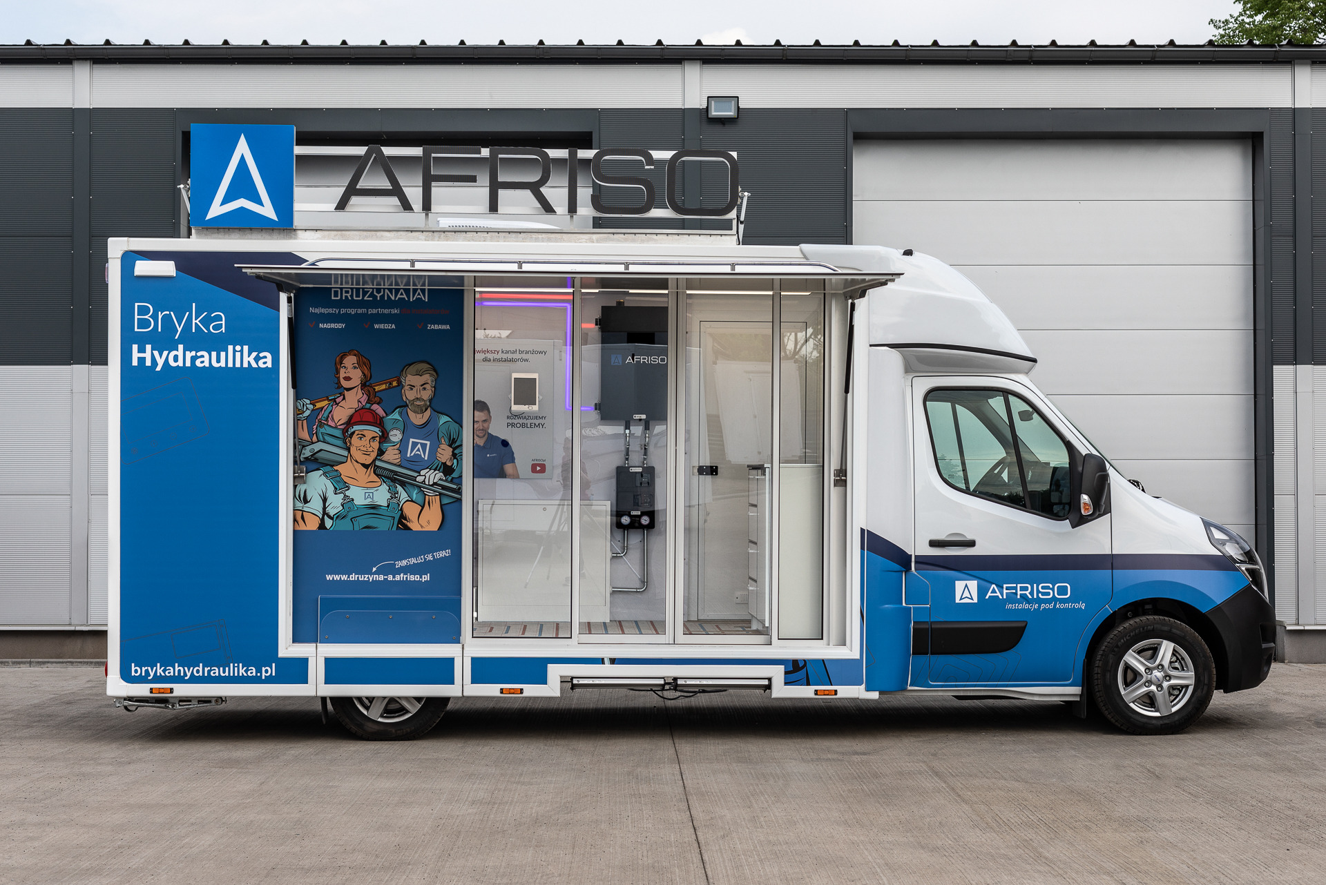 IDEX Denys Kharlamov undefined: slika 31