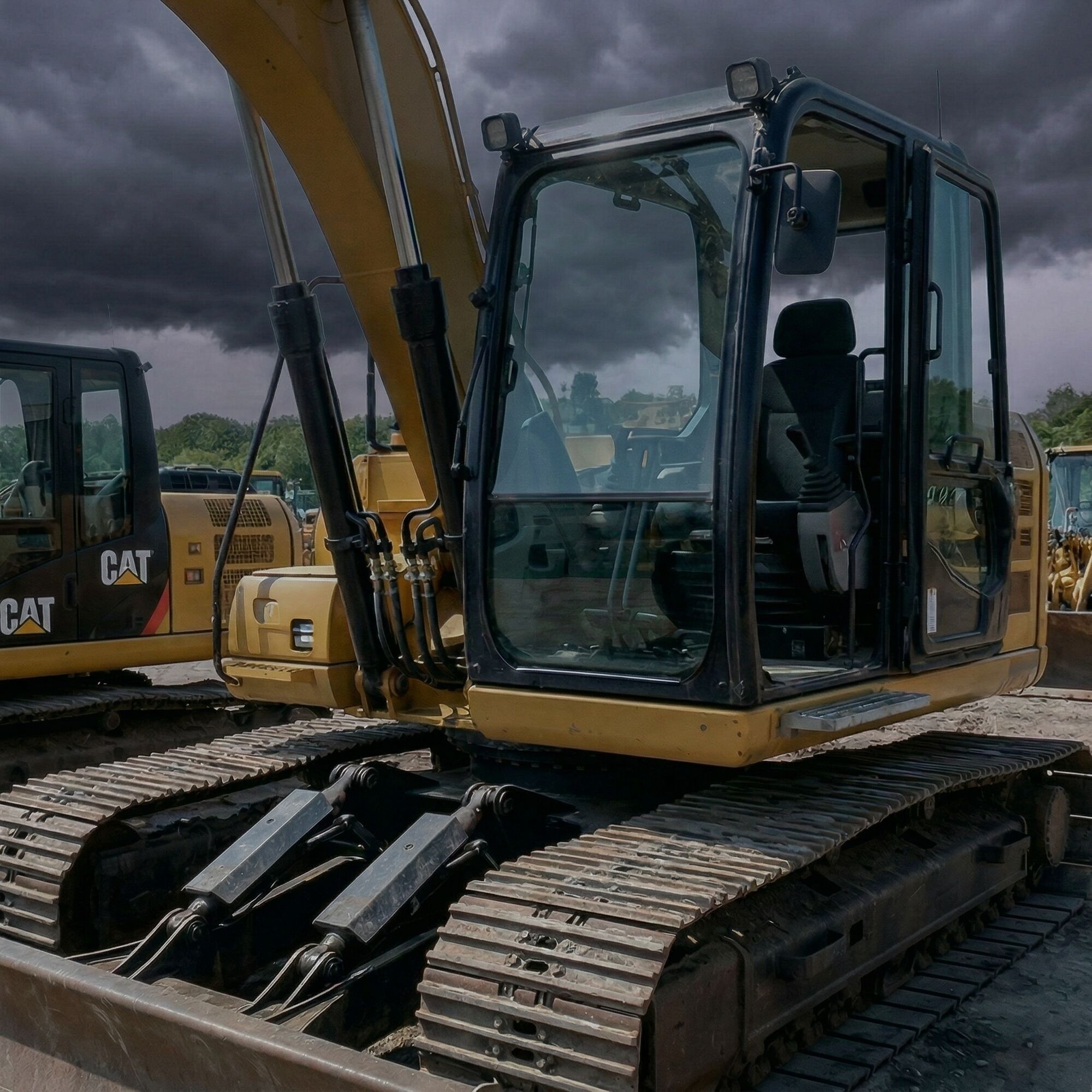 M.L TRACTOREN EN MACHINES undefined: slika 6