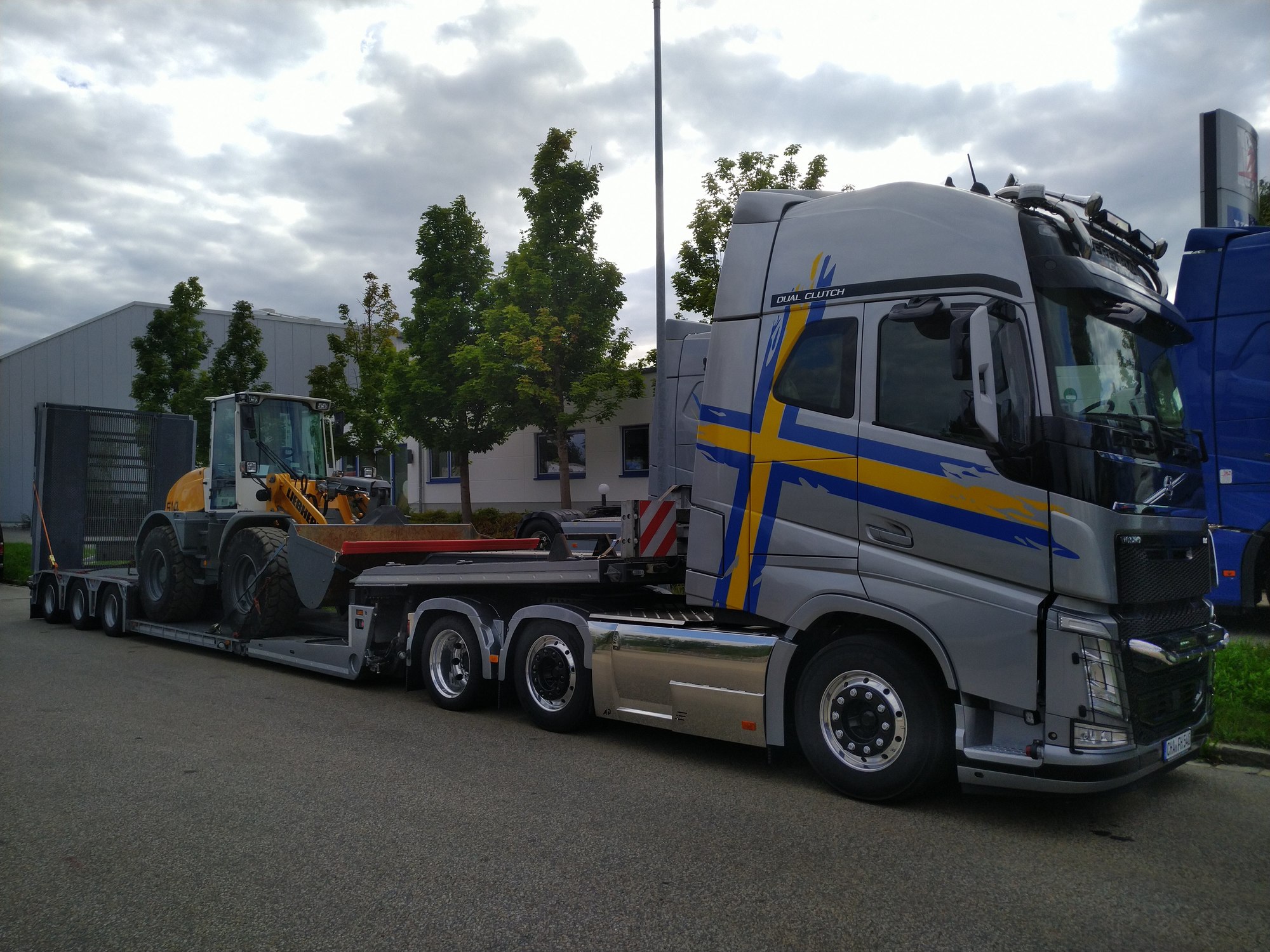 LKW-Service Nuernberger KG undefined: slika 3