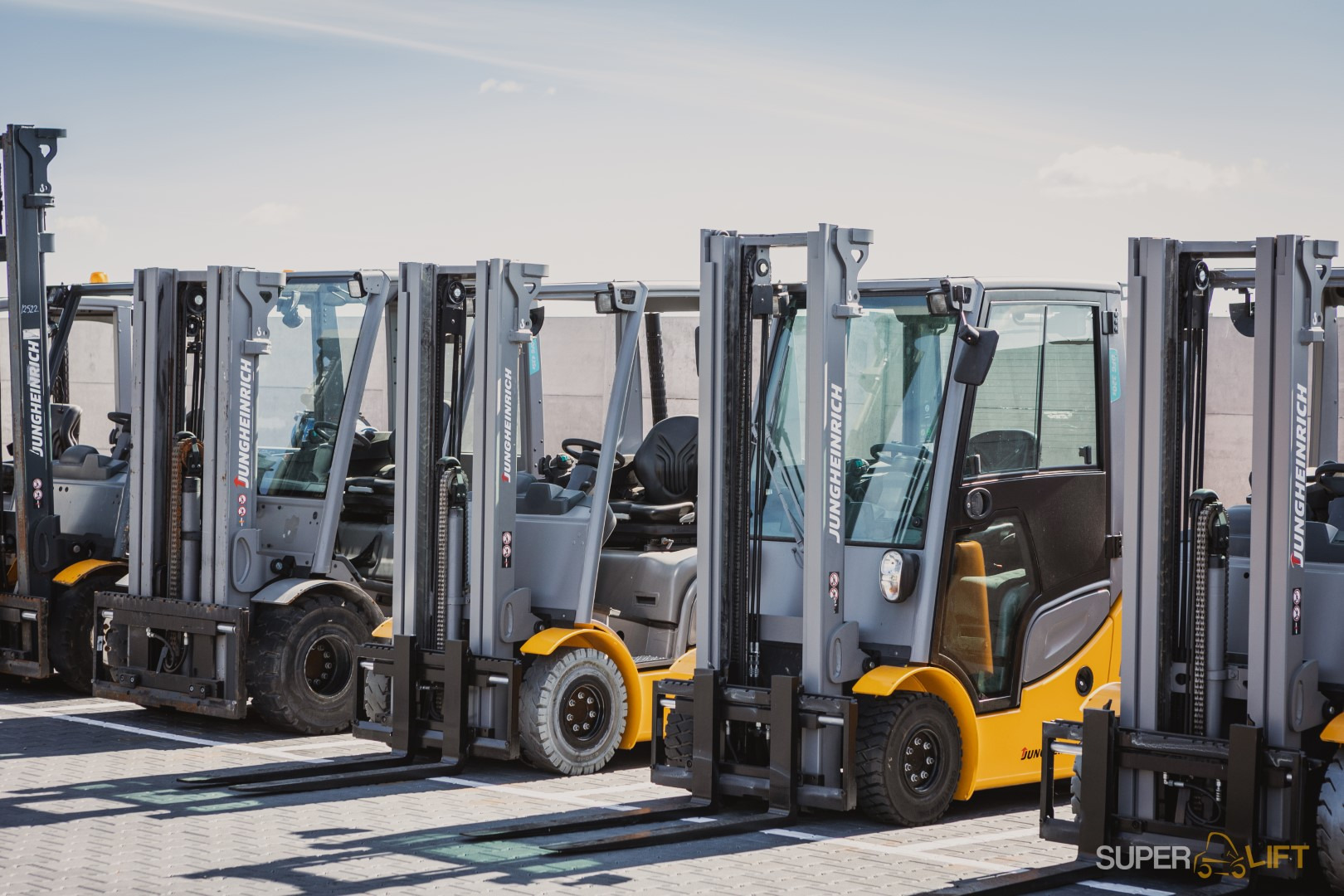 SUPERLIFT - Oprema za rukovanje materijalima - Godina: 2014 undefined: slika 14