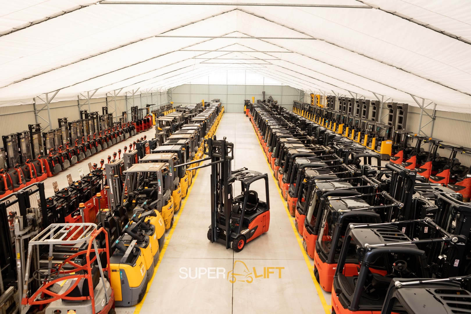 SUPERLIFT - Oprema za rukovanje materijalima - Godina: 2014 undefined: slika 1