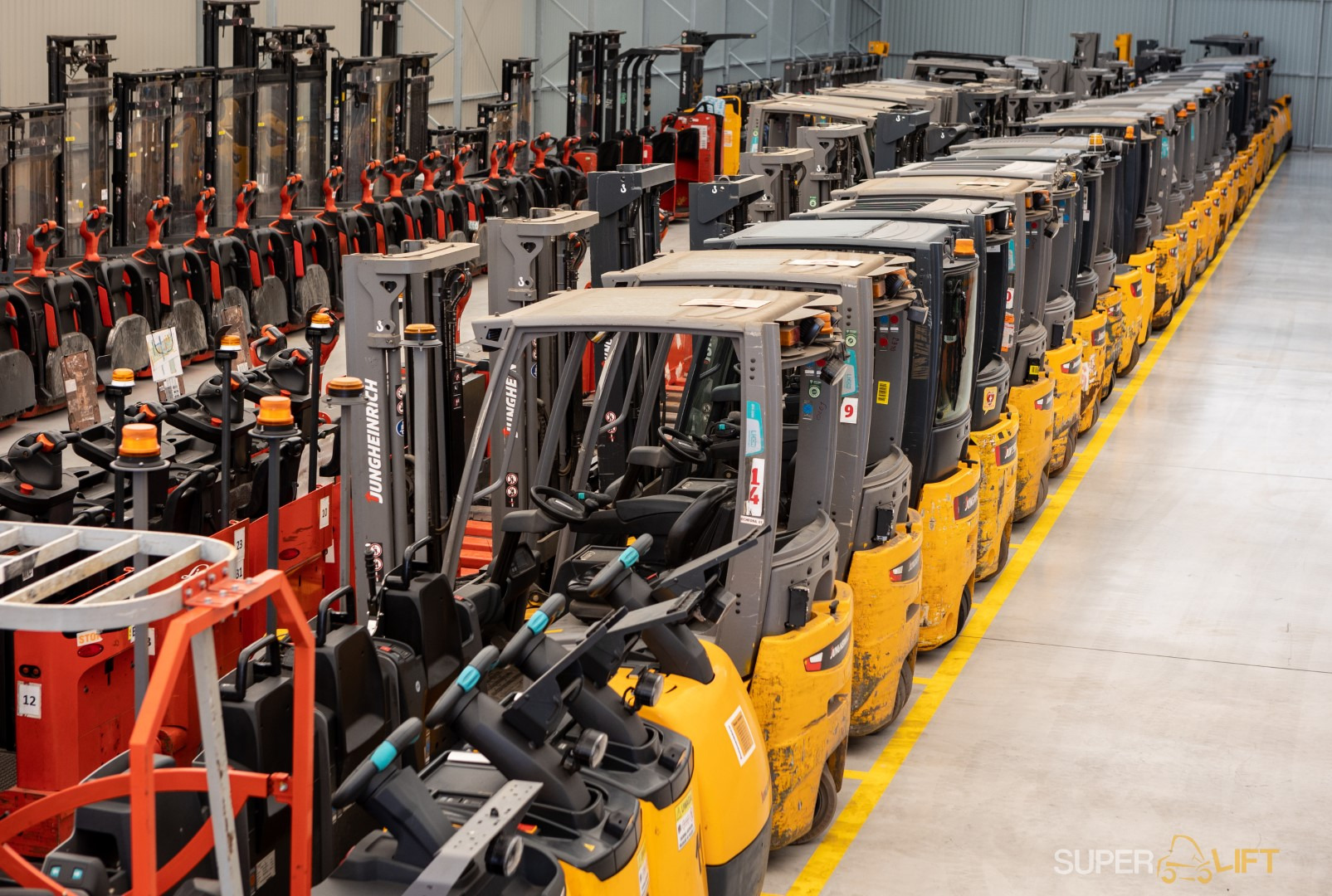 SUPERLIFT - Oprema za rukovanje materijalima - Godina: 2014 undefined: slika 8