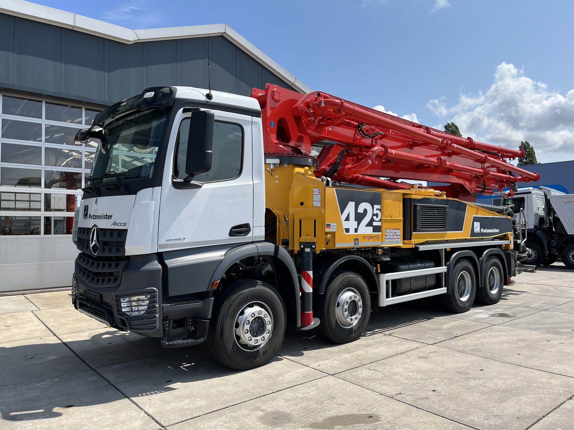 TMH Trucks undefined: slika 11