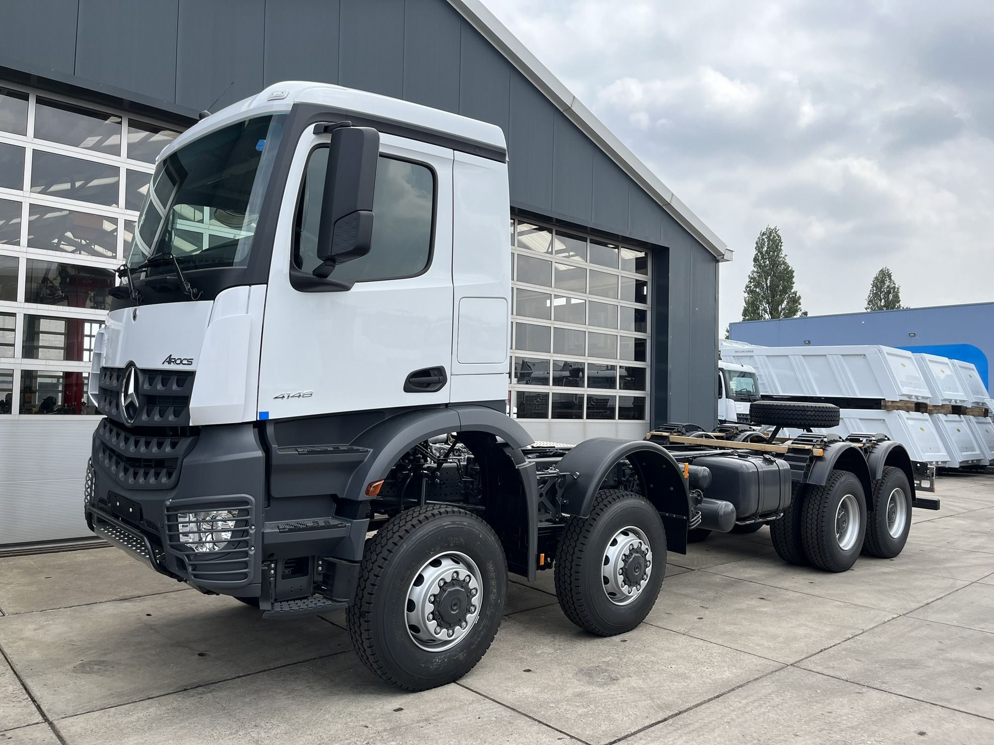 TMH Trucks undefined: slika 18