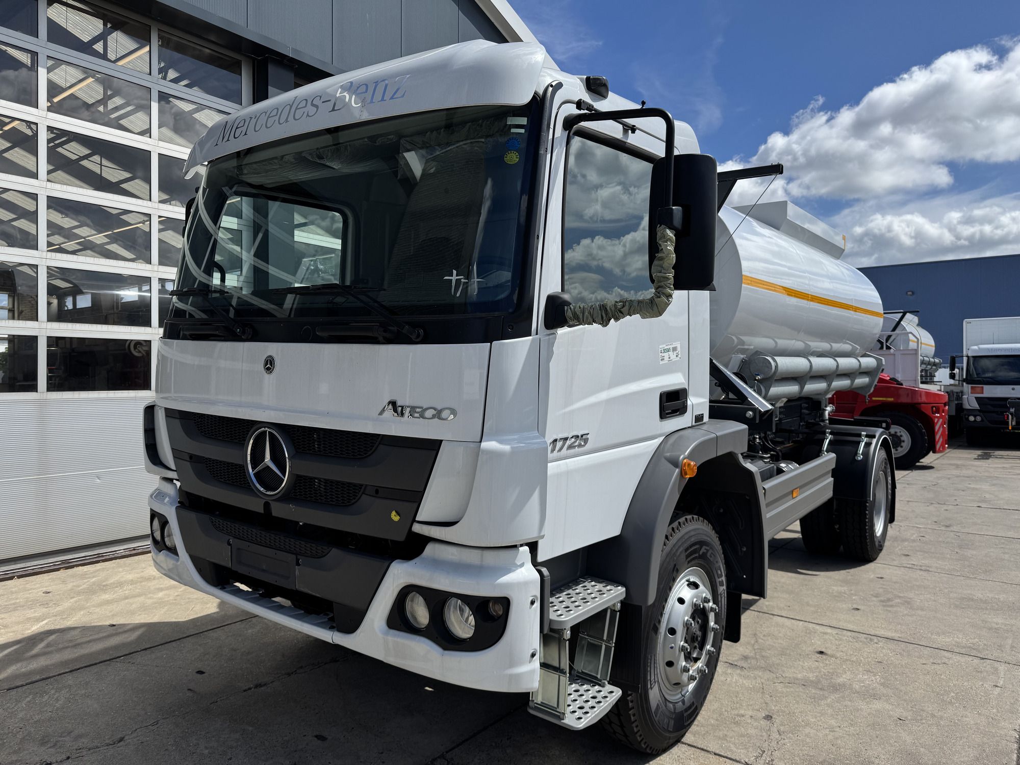 TMH Trucks undefined: slika 26