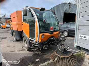 Autočistilica BUCHER